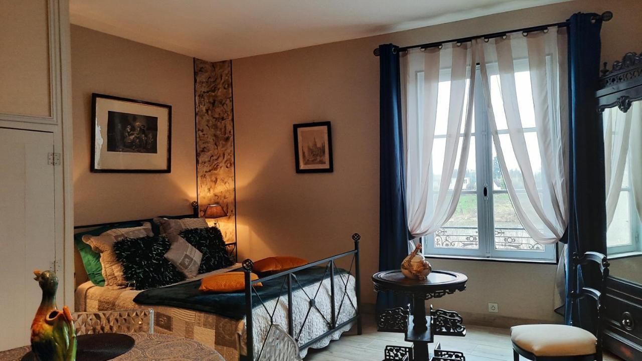 " Le Cher Passant " Savonnieres Exterior photo