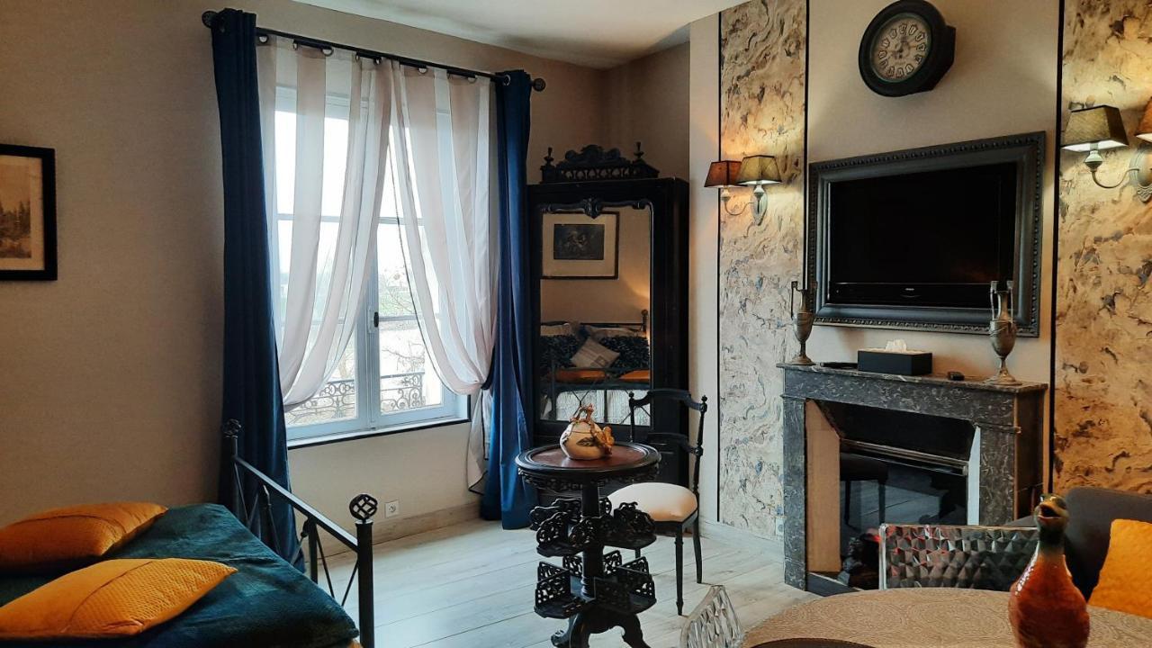 " Le Cher Passant " Savonnieres Exterior photo